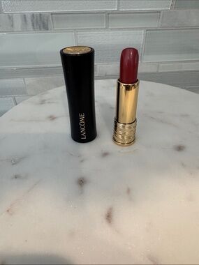Classic Lipstick in Deep Rose